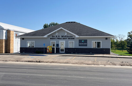 Lake Park Library Link Site building
